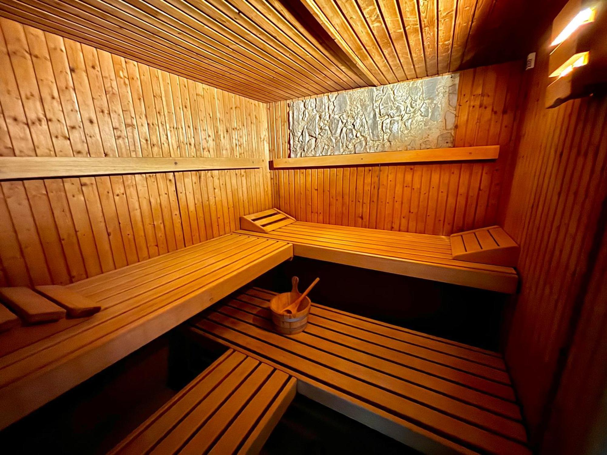 Hotel Fortuna Баня Лука Екстериор снимка