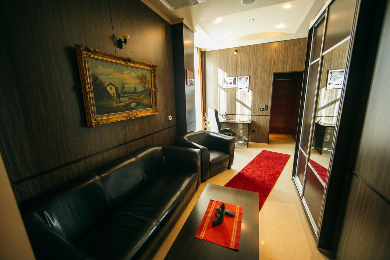 Hotel Fortuna Баня Лука Екстериор снимка